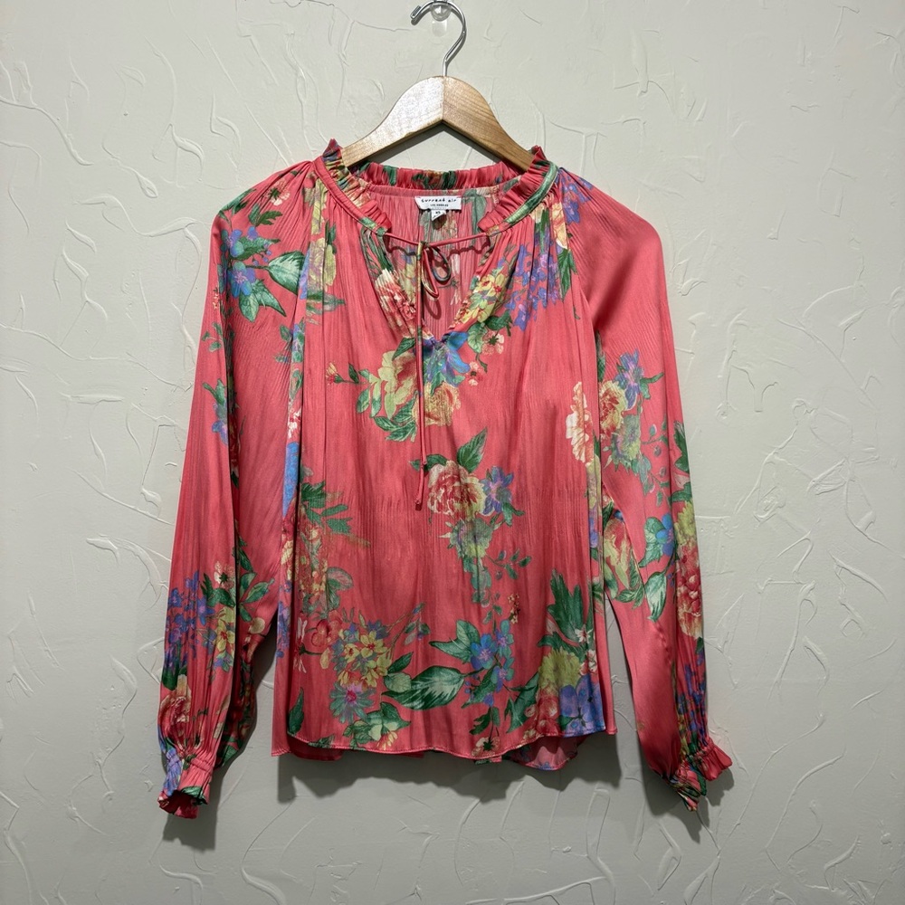 Current Air salmon floral print tie detail neckline satin finish blouse (XS)